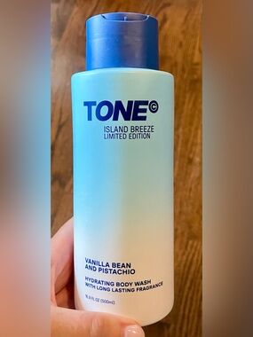 Tone Island Breeze Vanilla Bean & Pistachio Hydrating Body Wash